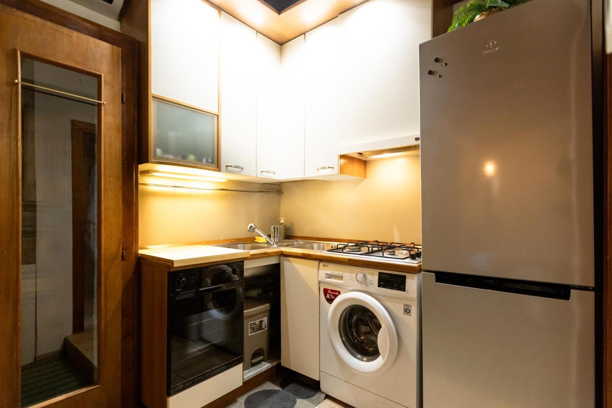 Cozy Apartment- Navigli Milan