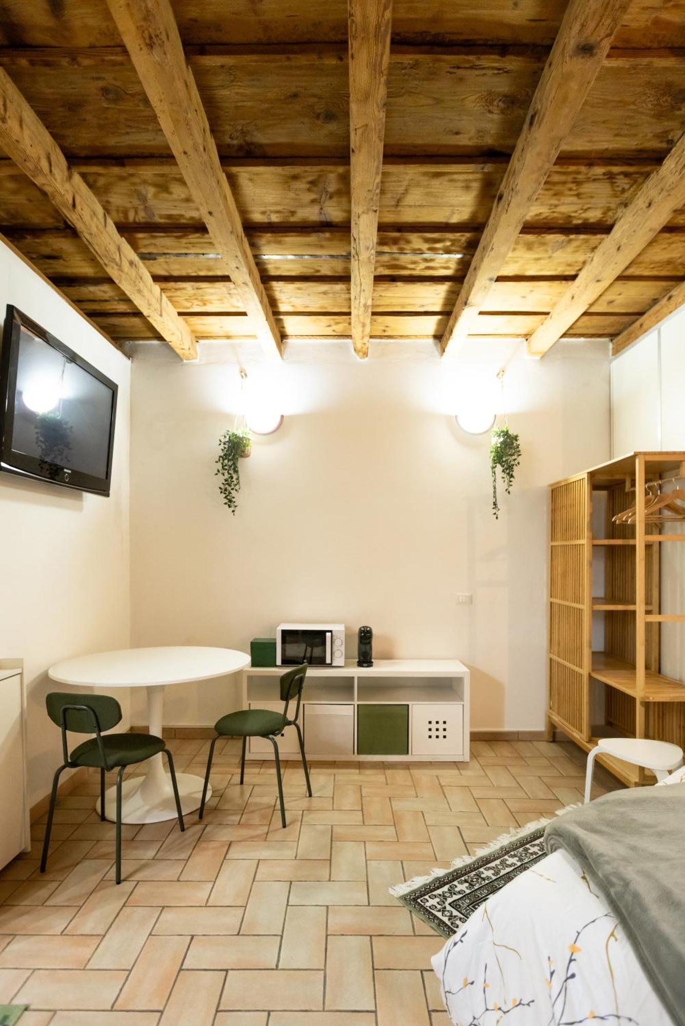 Cozy Apartment- Navigli Apartment